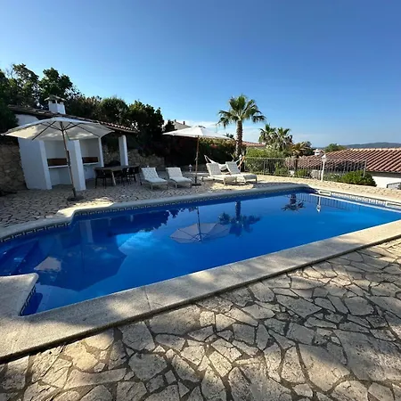 Villa Luxury Paradise In Castell-platja *